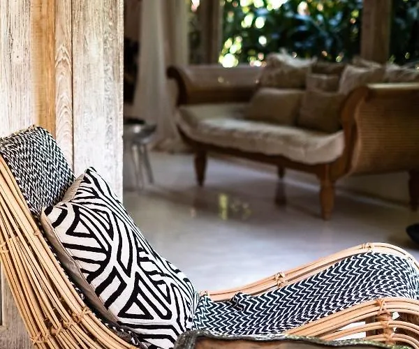 Leon Ubud Bali, Boutique Bungalows ベッド・アンド・ブレックファスト ウブド